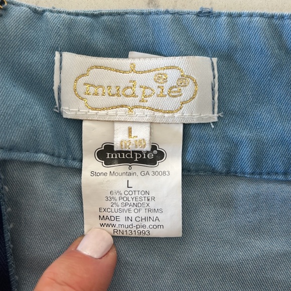 EUC Mud Pie Scallop Shorts - Picture 4 of 8